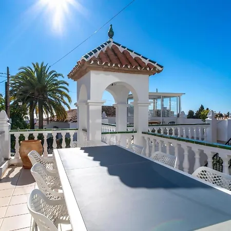 Fuer 5 Personen Ca 100 Qm In Nerja, Andalusien Costa Del Sol * نيرخا