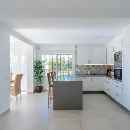 Διαμέρισμα Fuer 5 Personen Ca 100 Qm In Nerja, Andalusien Costa Del Sol Nerja